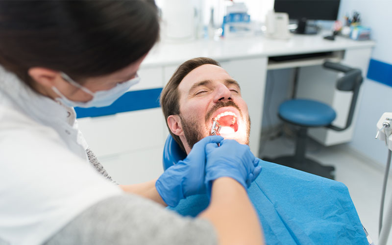 Benefits of Regular Dental Checkups with a Family Dentist